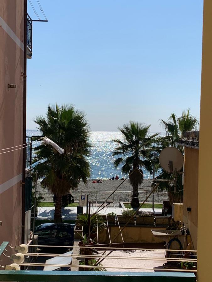 Casa Erika Fronte mare Apartamento Varazze Exterior foto